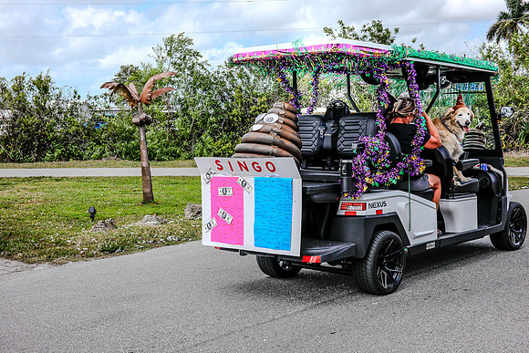 parade-280