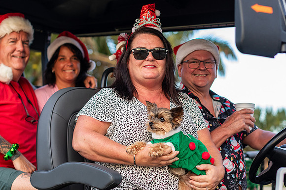 Christmas-Parade-19