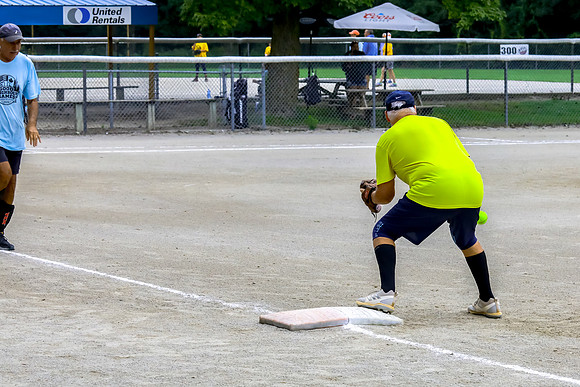 knees_busters-171