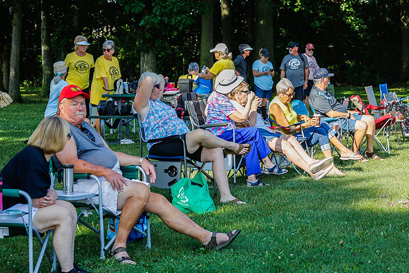 spectators-1