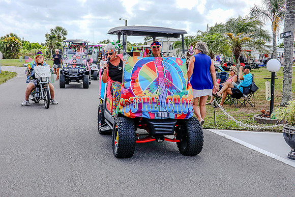 parade-272