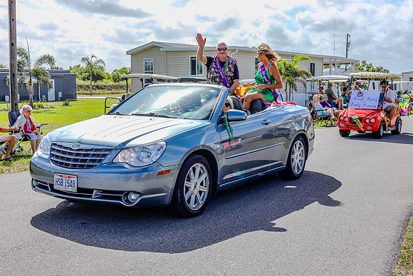 parade-135