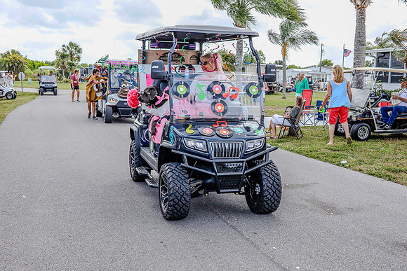 parade-274